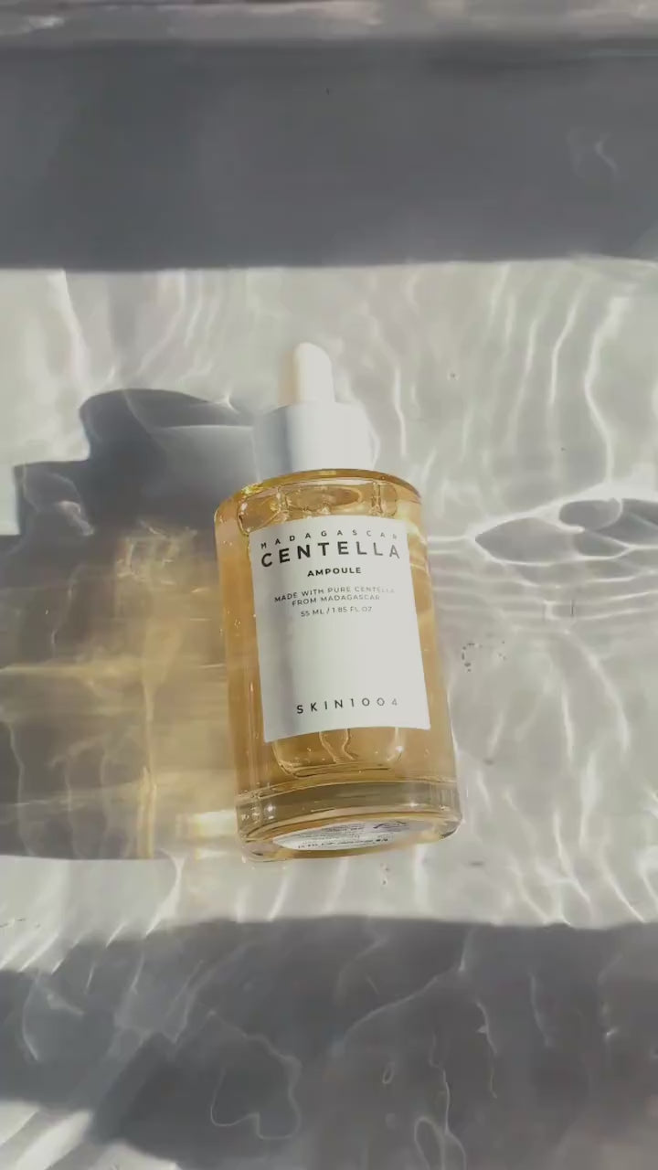 Charger la vidéo : <h4><strong>notre meilleurs produit</strong></h4><p><strong>•La Centella est un ingrédient d'exception, apprécié pour son action douce et efficace sur la peau.</strong></p><p><strong>•Inspirée de la skincare coréenne, la Centella offre un soin respectueux, adapté aux peaux les plus délicates.</strong></p><p><strong>•Un actif essentiel pour une peau apaisée, plus lisse et visiblement plus saine.</strong></p>
